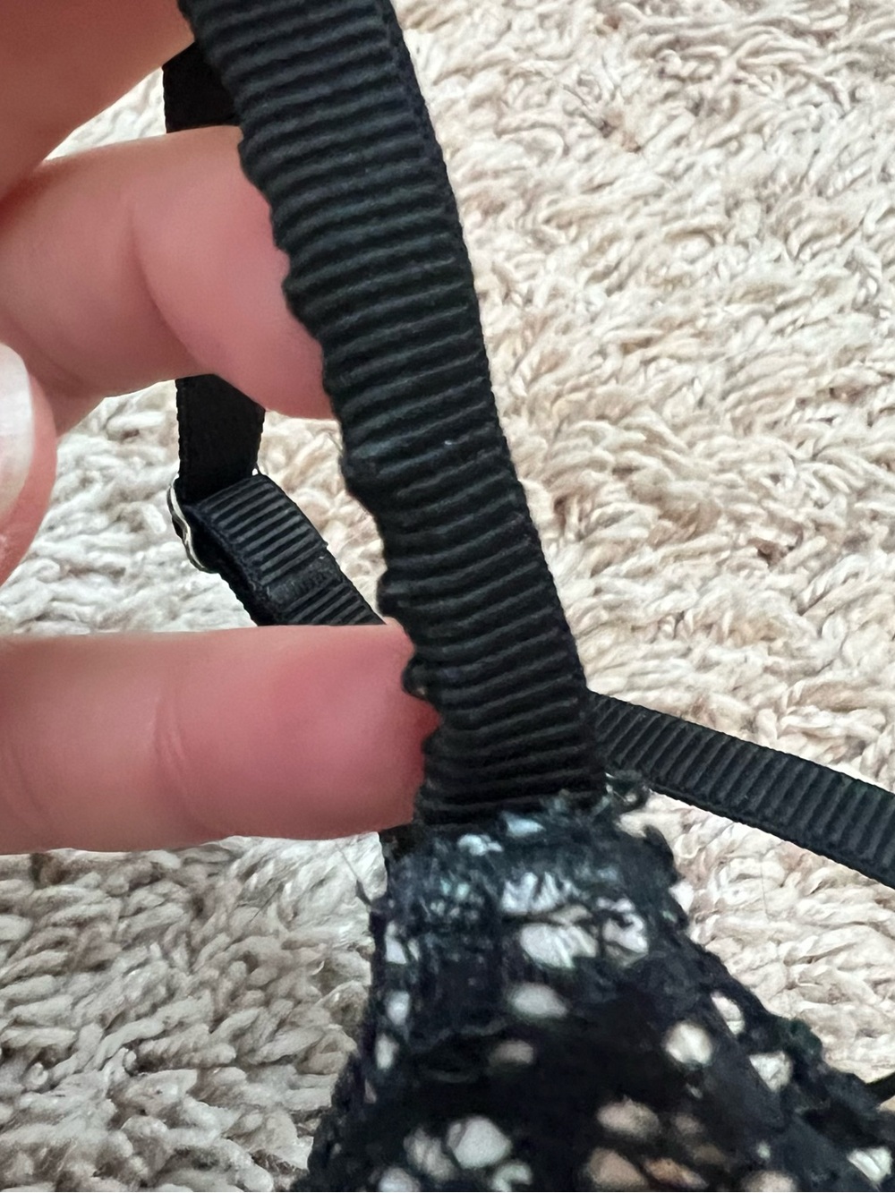 Victoria's Secret Black Lace Dream Angels Push Up Bra with Floral Cutout Overlay - Picture 3 of 5